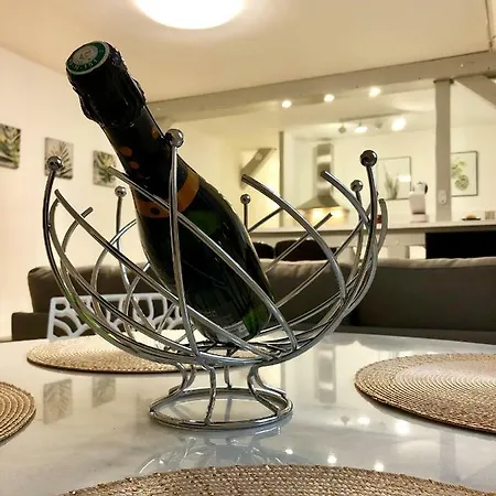 شقة La Tour De Jeanne : Hypercentre Charme Et Design