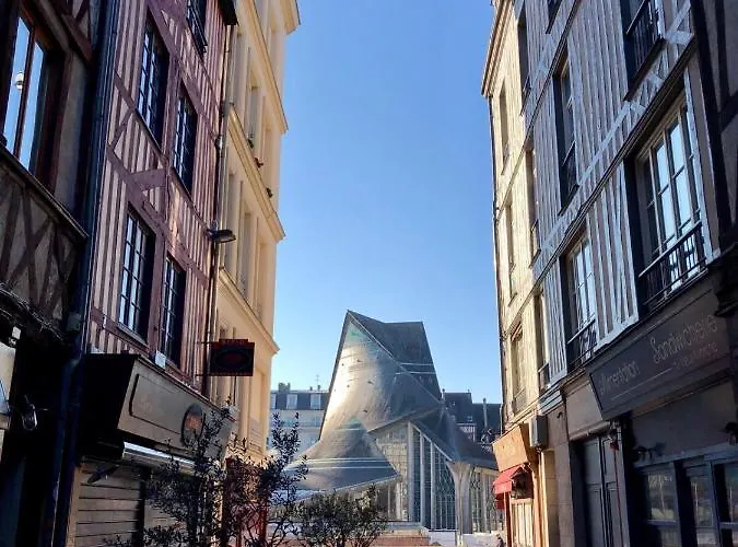 La Tour De Jeanne : Hypercentre Charme Et Design Apartamento