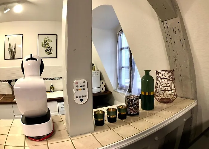 Apartamento La Tour De Jeanne : Hypercentre Charme Et Design