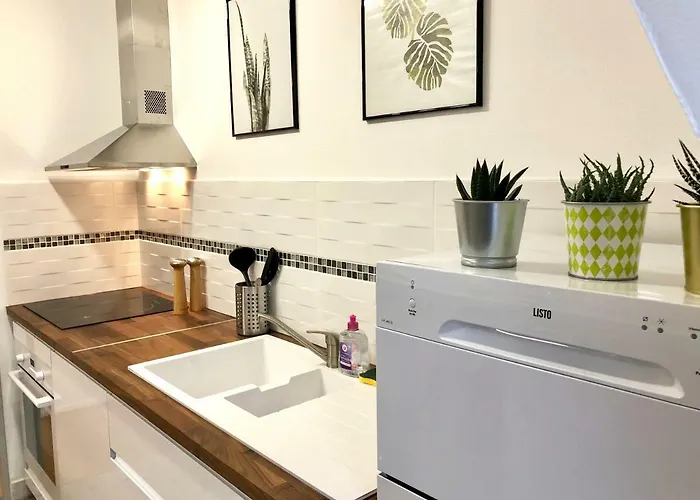 La Tour De Jeanne : Hypercentre Charme Et Design